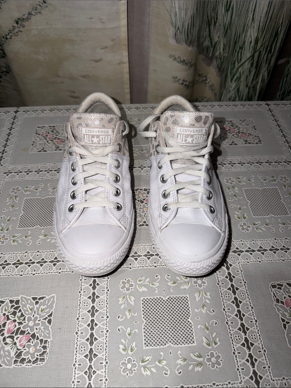 Converse Women's Low Top Sneakers in White with Beige/Silver Animal Print